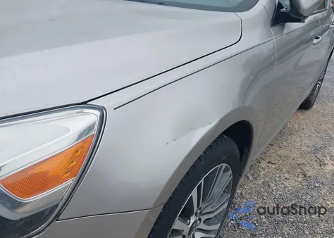 2015 Kia Cadenza Premium из США, поврежденный, VIN KNALN4D72F5181219